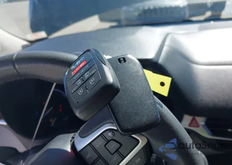 2021 Toyota Sienna Xle z USA, uszkodzony, nr VIN 5TDJRKEC2MS023873